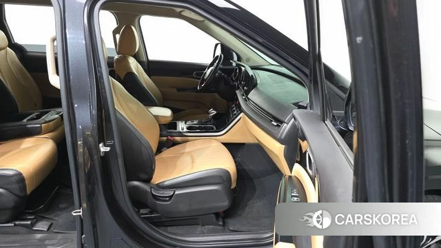 Kia Carnival 4th generation 2021 Черный из Кореи, фото 2