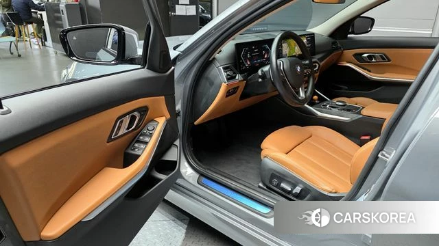 BMW 3 Series (G20) 2022 Серебристо-серый из Кореи, фото 2