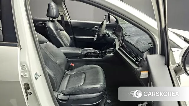 Kia Sportage 5th Generation Hybrid 2021 Белый из Кореи, фото 2