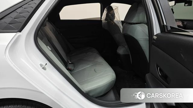 Hyundai The New Avante (CN7) 2024 Белый из Кореи, фото 2