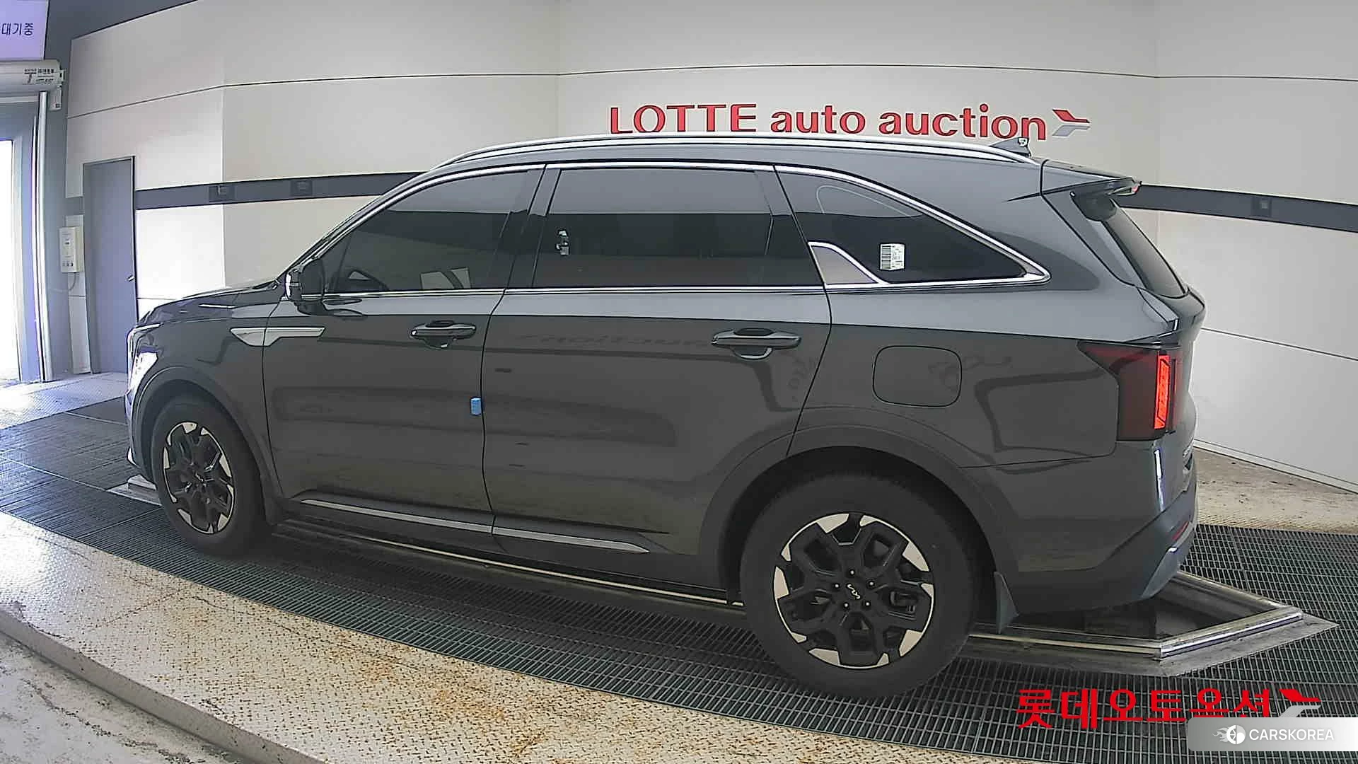 Kia Sorento 2024 Interstellagray из Кореи, фото 2