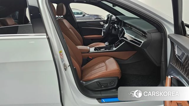 Audi A6 (C8) 2022 Белый из Кореи, фото 2