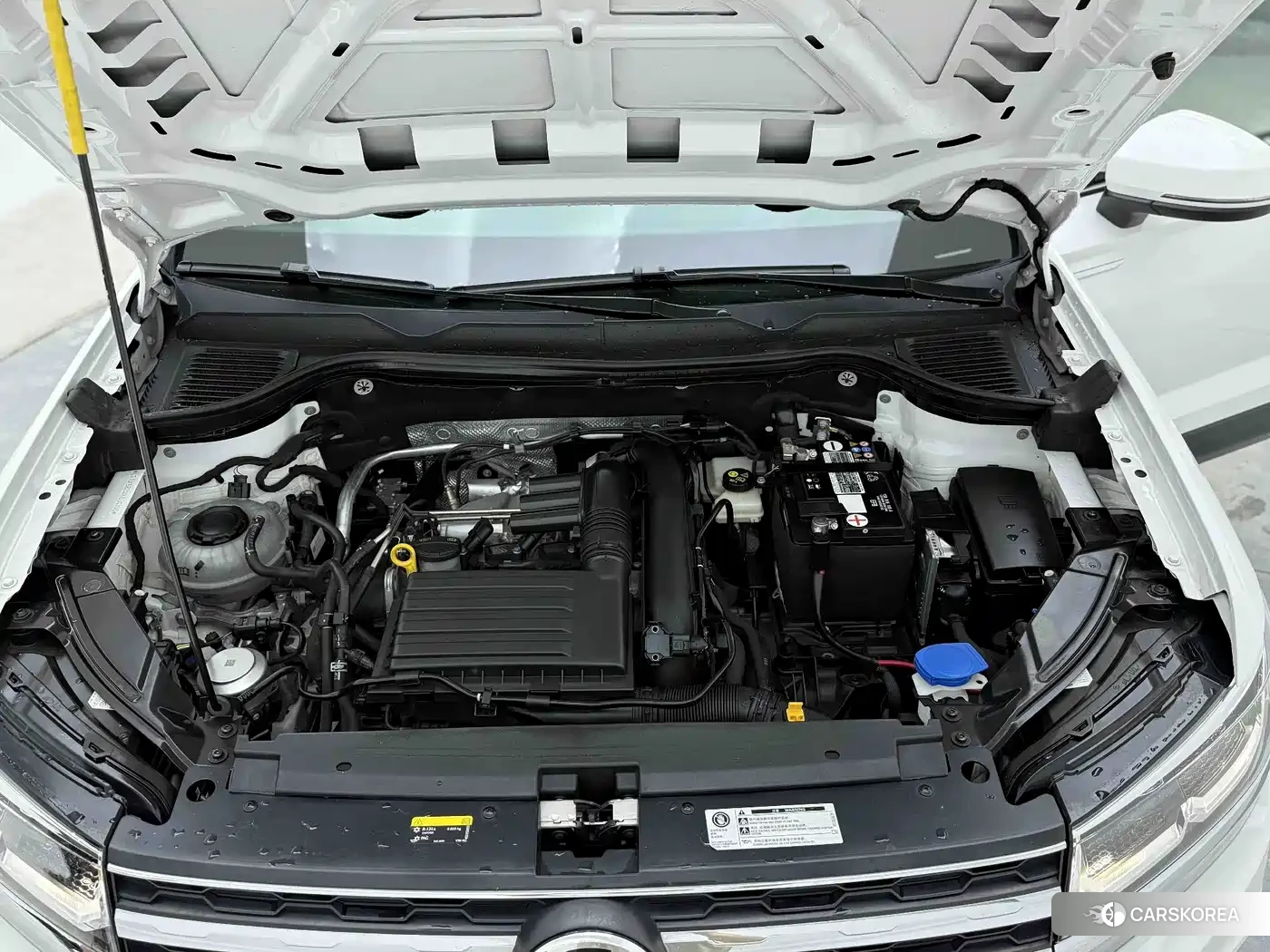 Volkswagen Tharu 2022 Белый из Китая, фото 2