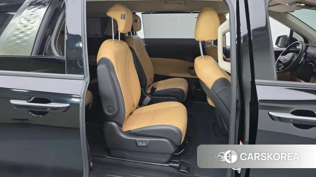 Kia Carnival 4th generation 2023 Черный из Кореи, фото 2