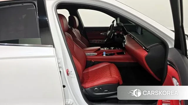 Genesis GV70 2021 Белый из Кореи, фото 2