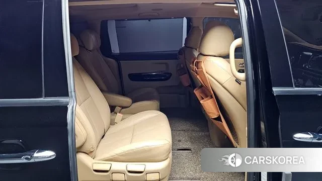 Kia The New Carnival 2018 Черный из Кореи, фото 2