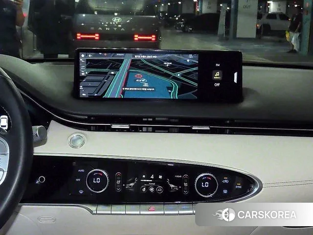 Genesis GV70 2021 Белый из Кореи, фото 2