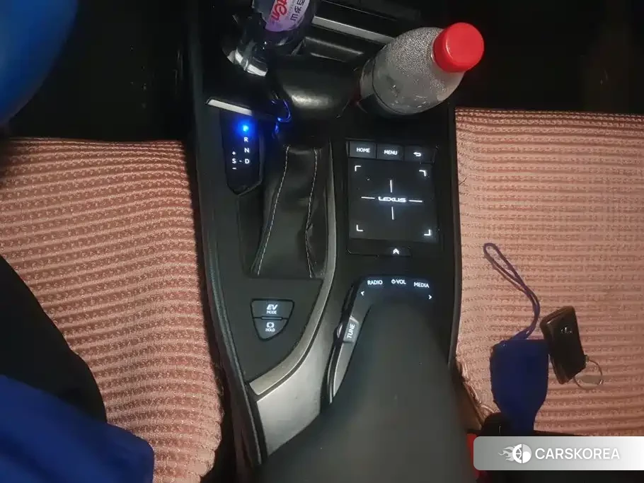 Lexus UX 2021 Белый из Китая, фото 2