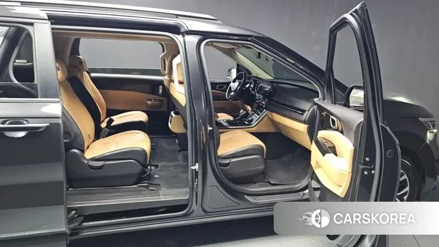 Kia Carnival 4th generation 2021 Серый из Кореи, фото 2