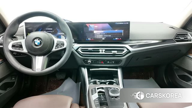 BMW 3 series 2023 Белый из Китая, фото 2