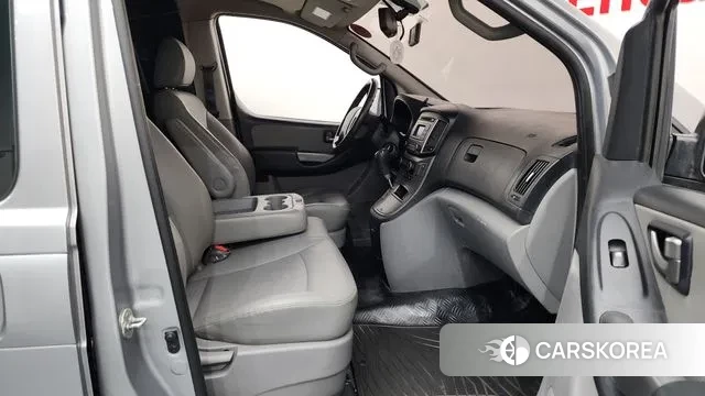 Hyundai The New Grand Starex 2018 Серый из Кореи, фото 2