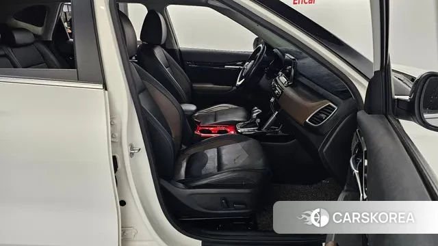 Kia Seltos 2019 Белый из Кореи, фото 2