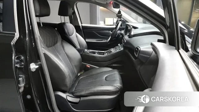 Hyundai The New Santa Fe 2021 Черный из Кореи, фото 2