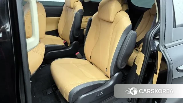 Kia Carnival 4th generation 2023 Черный из Кореи, фото 2