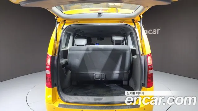 Hyundai The New Grand Starex 2018 Желтый из Кореи, фото 2