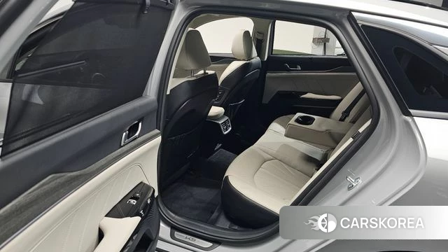 Kia The New K5 3rd generation 2025 Серебристо-серый из Кореи, фото 2