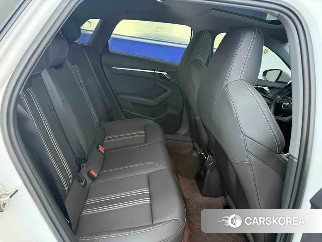Audi A3 2022 Белый из Китая, фото 2