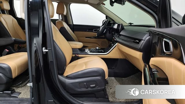 Kia Carnival 4th generation 2021 Черный из Кореи, фото 2