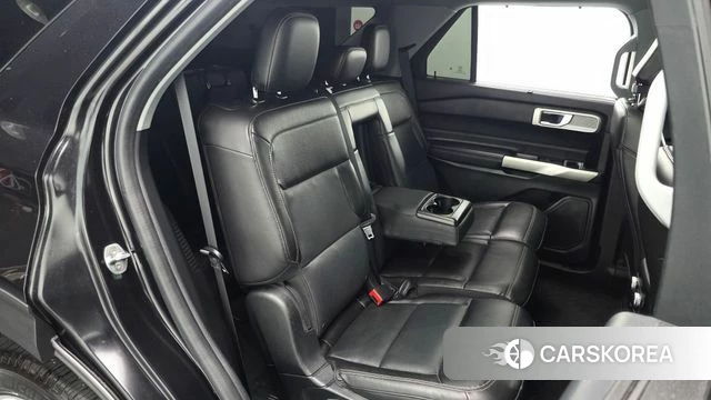 Ford Explorer 6th Generation 2022 Черный из Кореи, фото 2