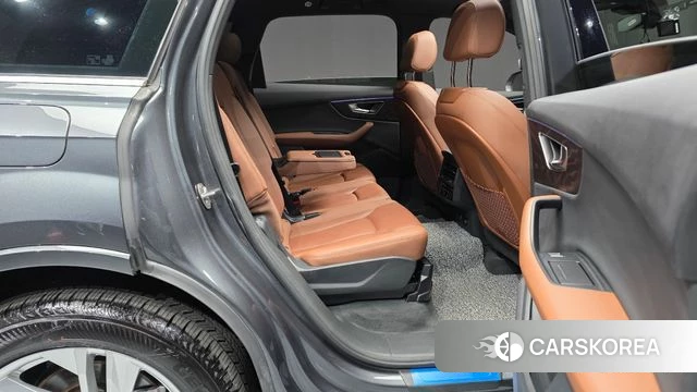 Audi Q7 (4M) 2021 Серый из Кореи, фото 2