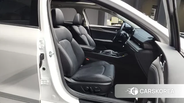 Kia The New K5 3rd generation 2024 Белый из Кореи, фото 2