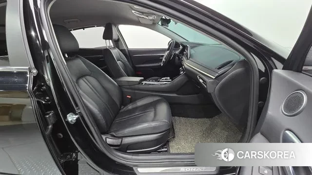 Hyundai Sonata (DN8) 2021 Черный из Кореи, фото 2