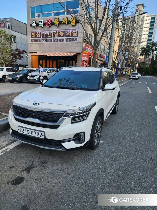 Kia Seltos 2019 Белый из Кореи, фото 2