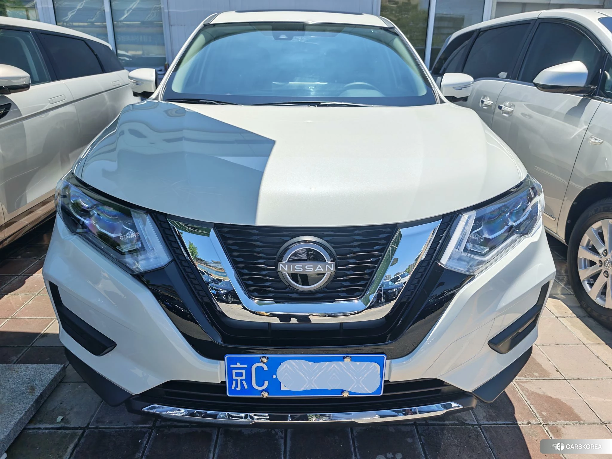 Nissan Qijun 2025 Белый из Китая, фото 2