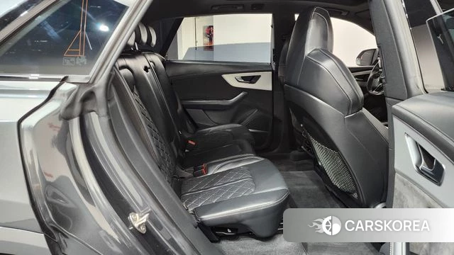 Audi Q8 (4M) 2021 Серый из Кореи, фото 2