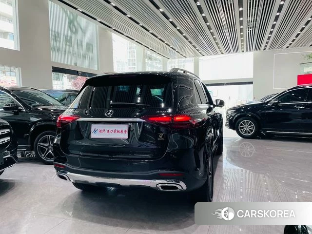 Mercedes-Benz GLE (import) 2024 Черный из Китая, фото 2