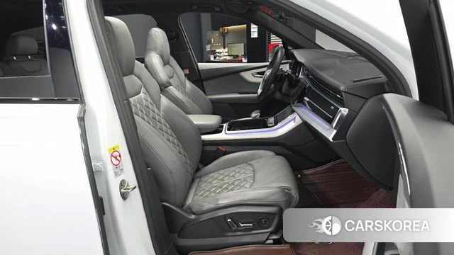 Audi Q7 (4M) 2023 Белый из Кореи, фото 2