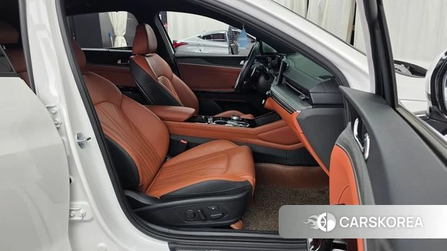 Kia The New K5 3rd generation 2024 Белый из Кореи, фото 2