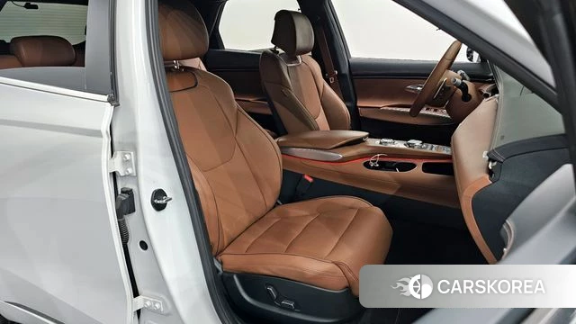 Genesis GV70 2021 Белый из Кореи, фото 2