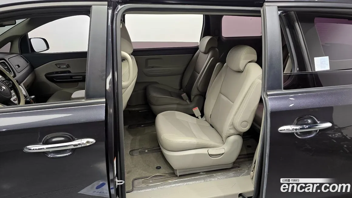 Kia The New Carnival 2018 Серый из Кореи, фото 2