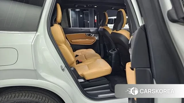 Volvo XC90 second Generation 2024 Белый из Кореи, фото 2