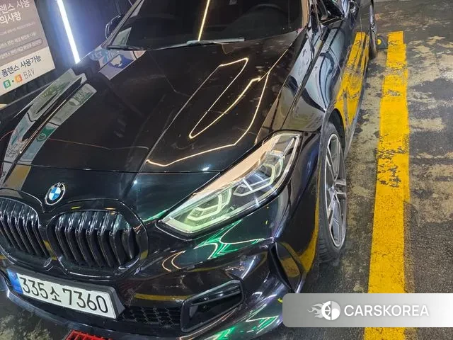 BMW 1 Series (F40) 2021 Черный из Кореи, фото 2