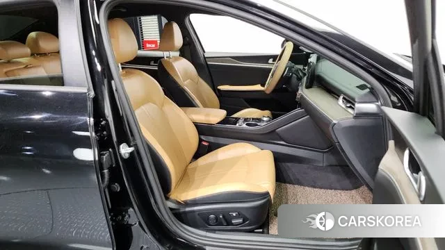 Kia K5 3rd generation 2021 Черный из Кореи, фото 2