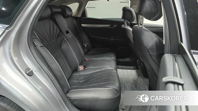 Genesis G80 (RG3) 2021 Серебряный из Кореи, фото 2