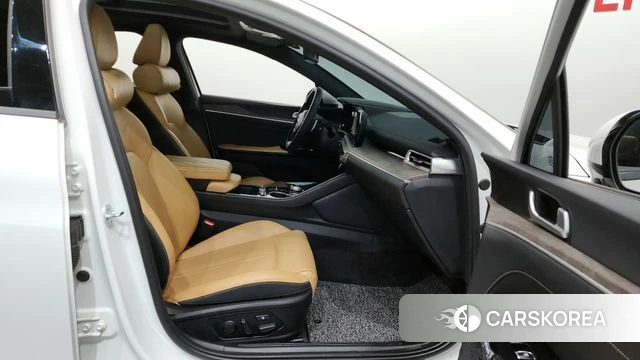 Kia K5 3rd generation 2021 Белый из Кореи, фото 2