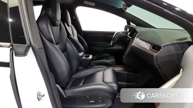 Tesla Model X 2018 Белый из Кореи, фото 2