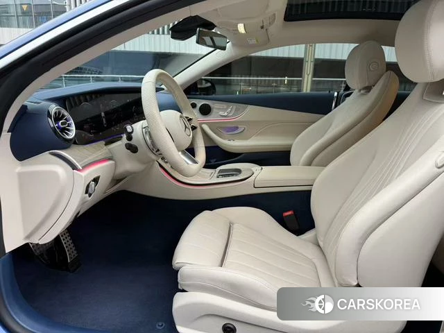 Mercedes-Benz E-class (imported) 2023 Синий из Китая, фото 2