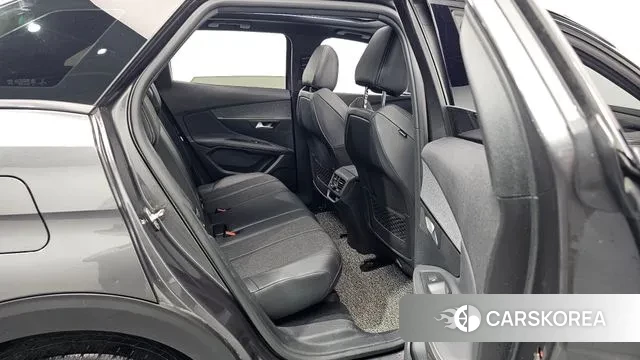 Peugeot 3008 second generation 2019 Серый из Кореи, фото 2