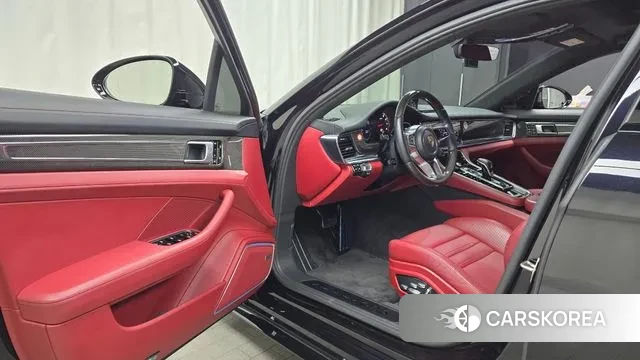 Porsche Panamera (971) 2020 Черный из Кореи, фото 2