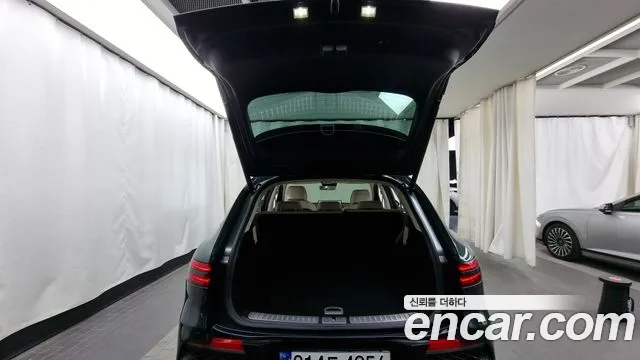 Genesis GV70 2023 Зеленый из Кореи, фото 2