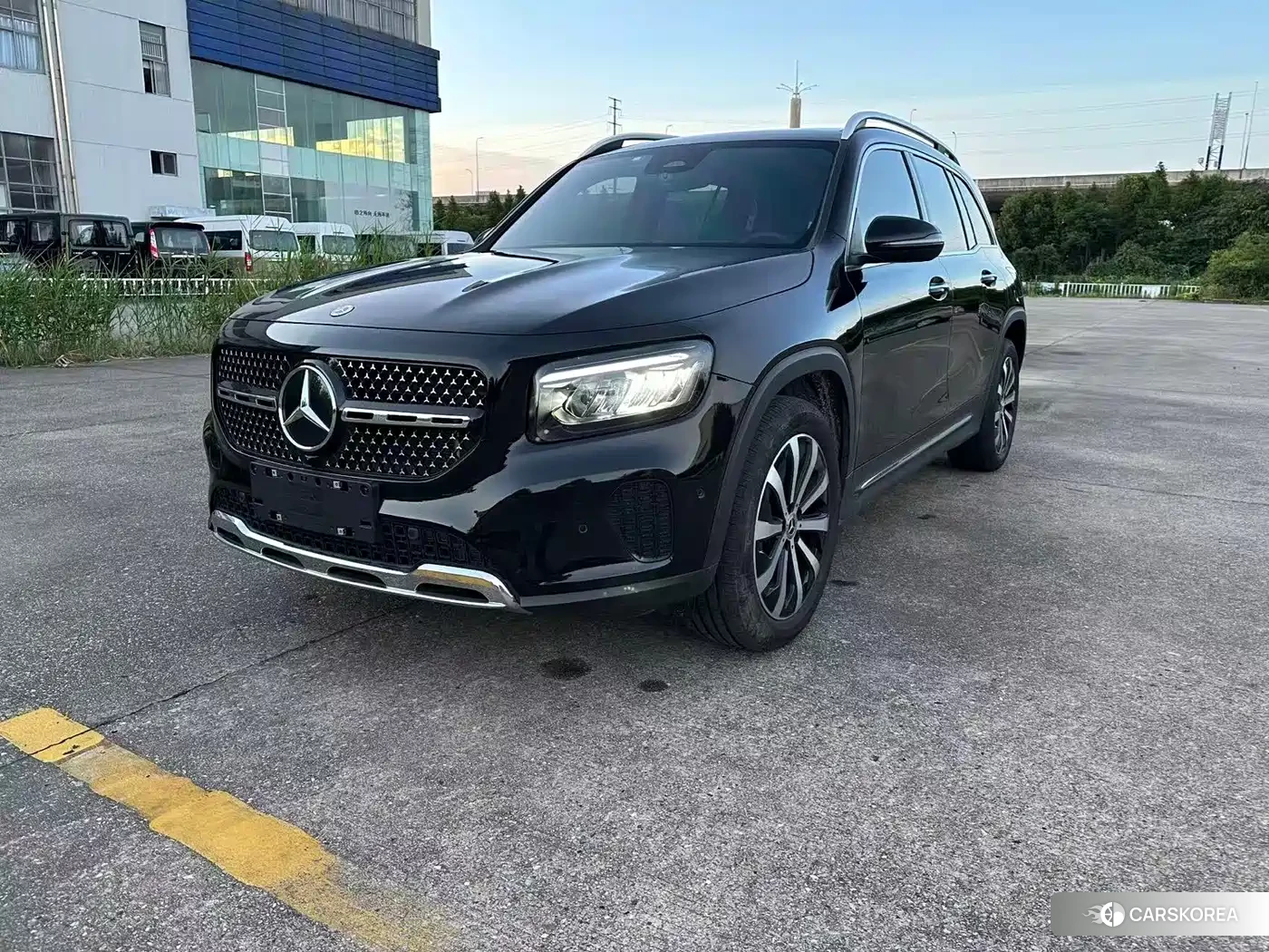 Mercedes-Benz GLB 2025 Черный из Китая, фото 2