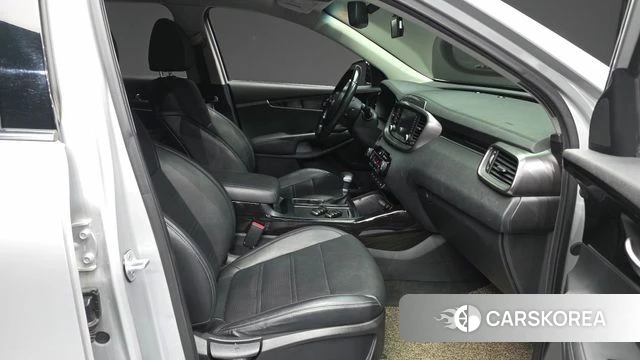 Kia The New Sorento 2018 Серебристо-серый из Кореи, фото 2