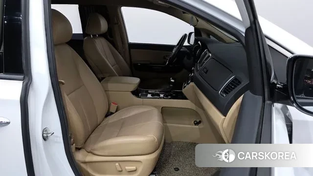 Kia The New Carnival 2019 Белый из Кореи, фото 2