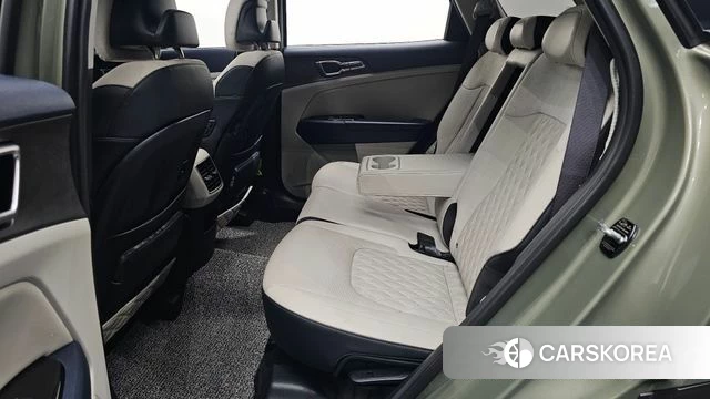Kia Sportage 5th Generation 2023 Темно-зеленый из Кореи, фото 2