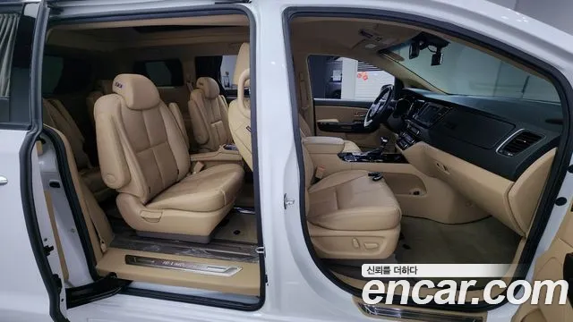 Kia The New Carnival 2019 Белый из Кореи, фото 2