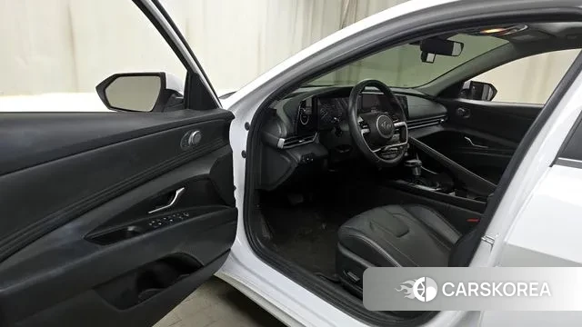 Hyundai Avante (CN7) 2021 Белый из Кореи, фото 2